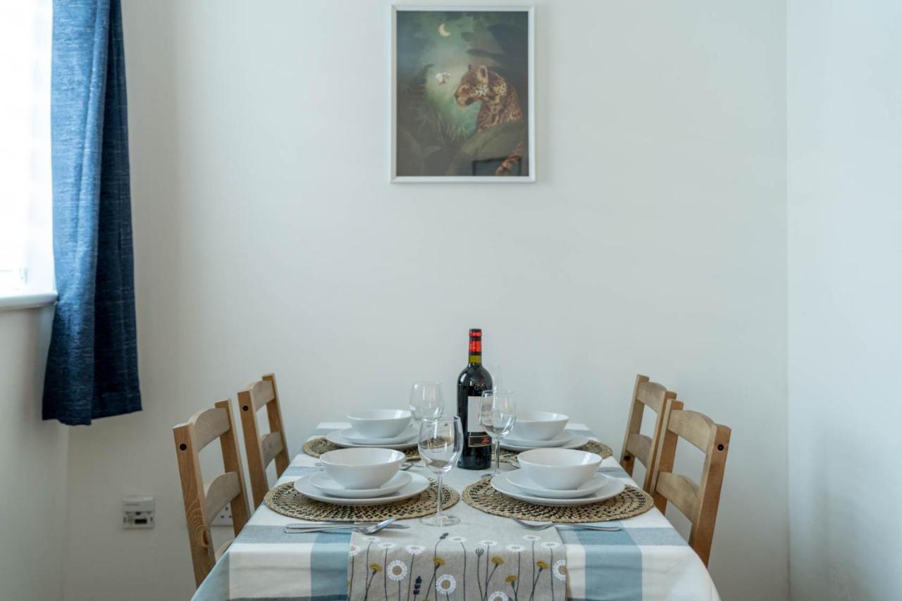 2 Bedroom Flat Near London Excel Buitenkant foto